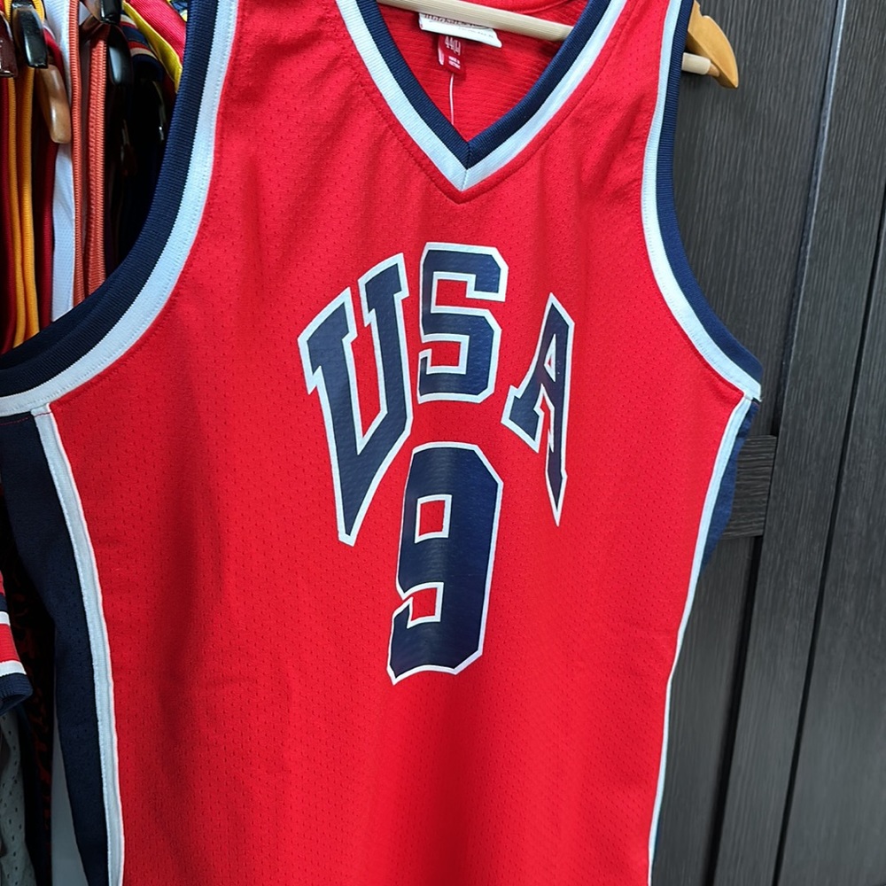 Mitchell & Ness Michael Jordan Red USA Olympic Basketball Authentic 1984 Jersey - Picture 2 of 7